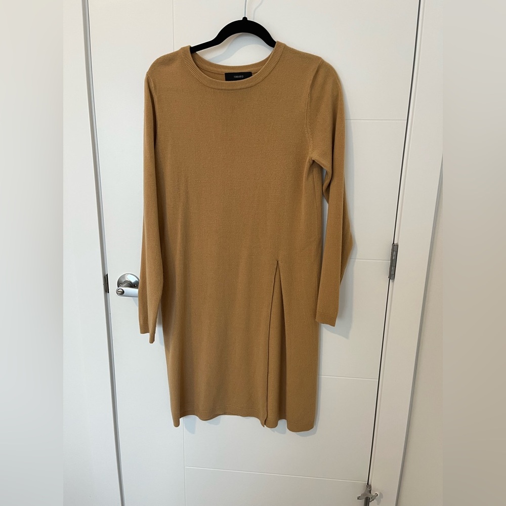 Forever 21 Camel Knit Long Sweater Side Slit Size Large